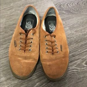 Vans Authentic Lo Pro Suede